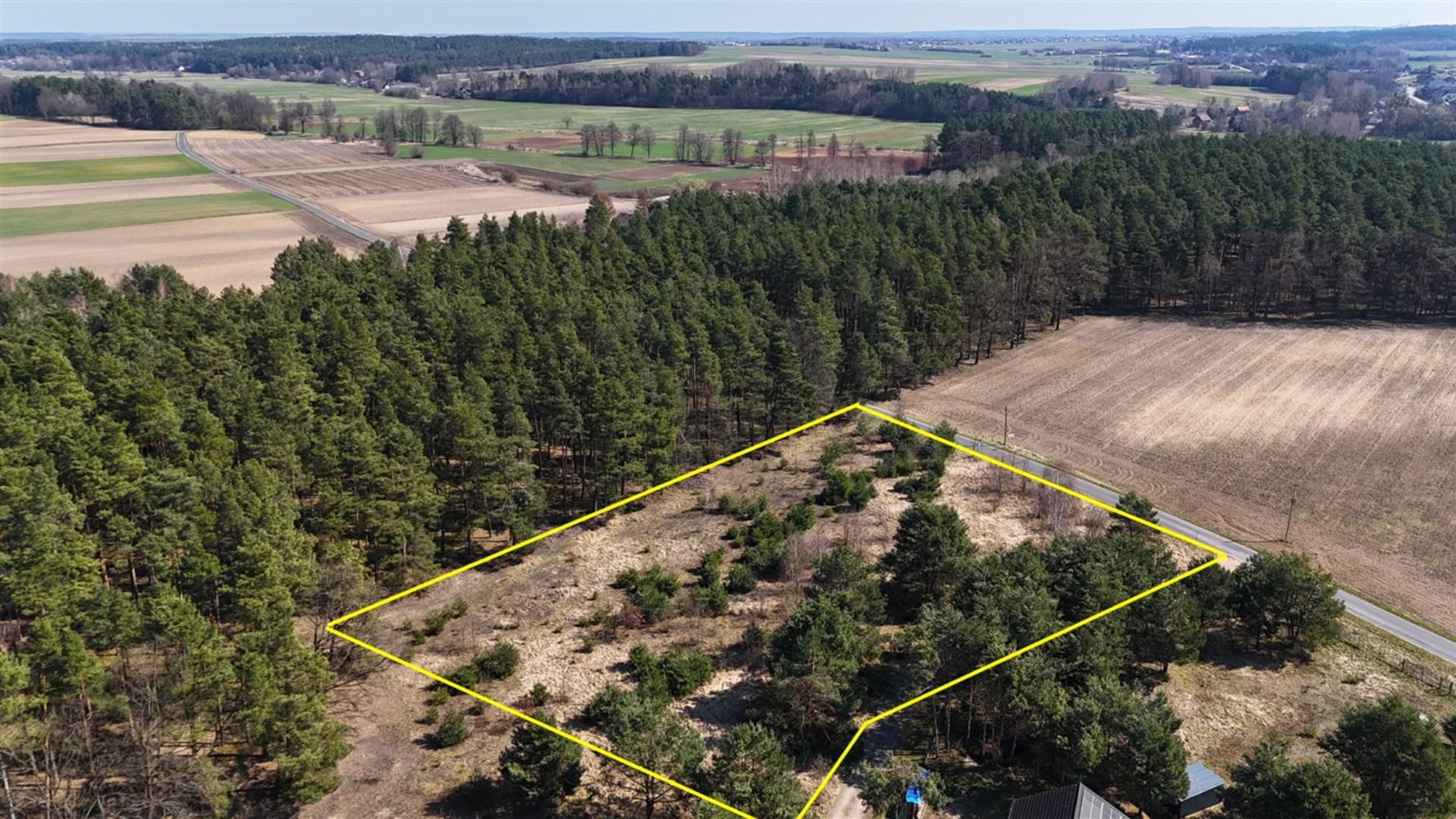 Działka na sprzedaż